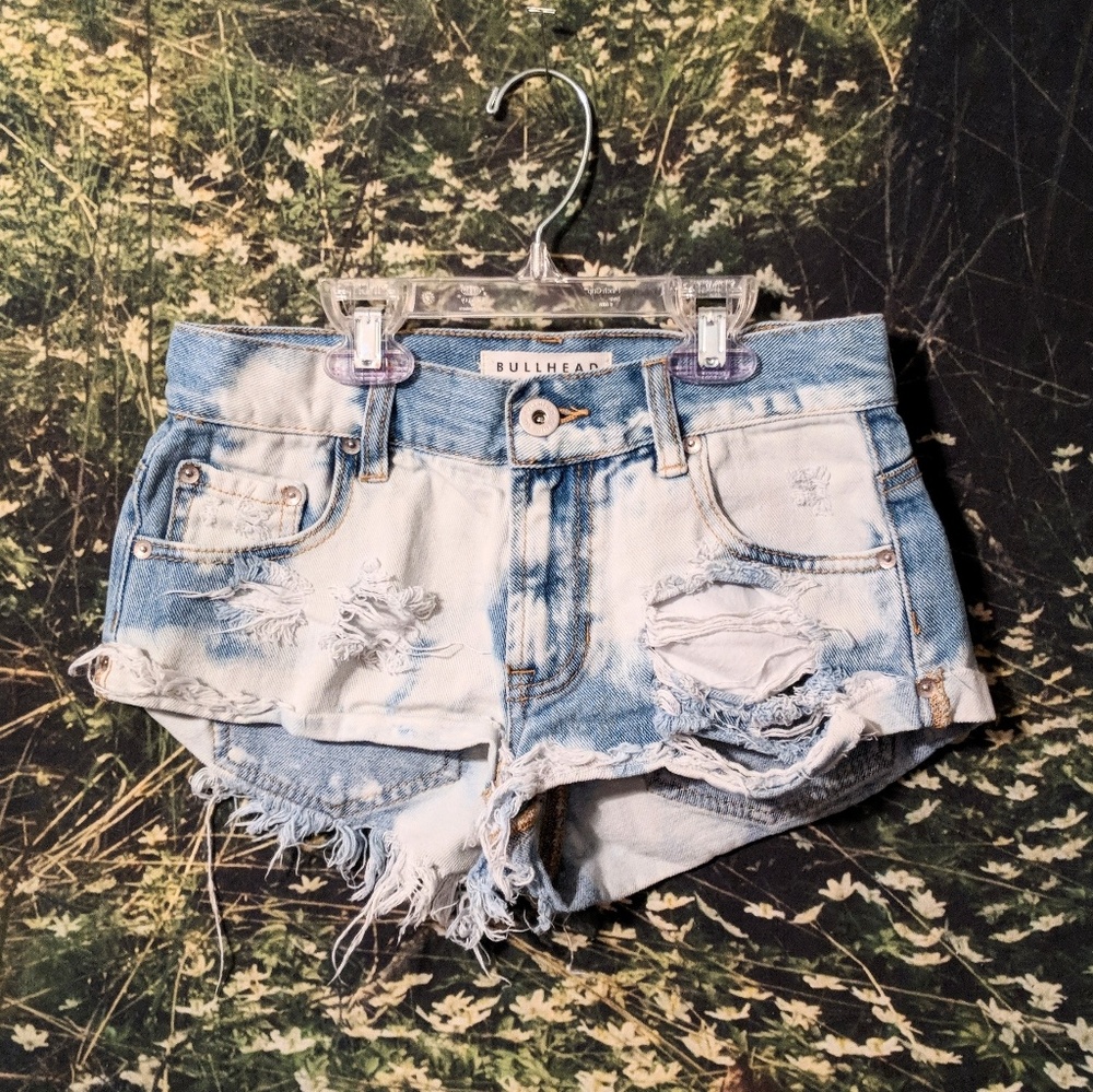 Bullhead Denim Bleached Low-Rise Shorts